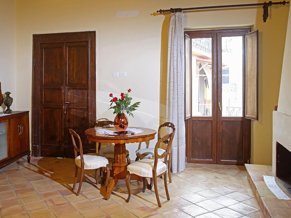 Palazzo Madeo - Residenza D'Epoca Bed and Breakfast Crosia Eksteriør billede
